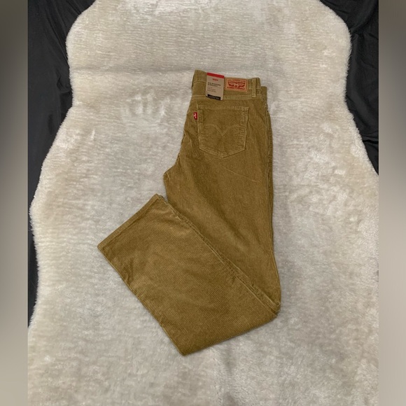 New Levi’s 314 Shaping Straight Leg Y2K Style‎ Corduroy Tan Pants Size 31x30 NWT - Picture 1 of 9